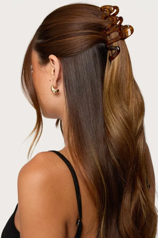 Tortoise Abstract Claw Clip sold by Edikted