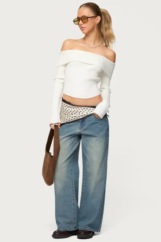 Petite Magda Low Rise Acid Wash Jeans sold by Edikted