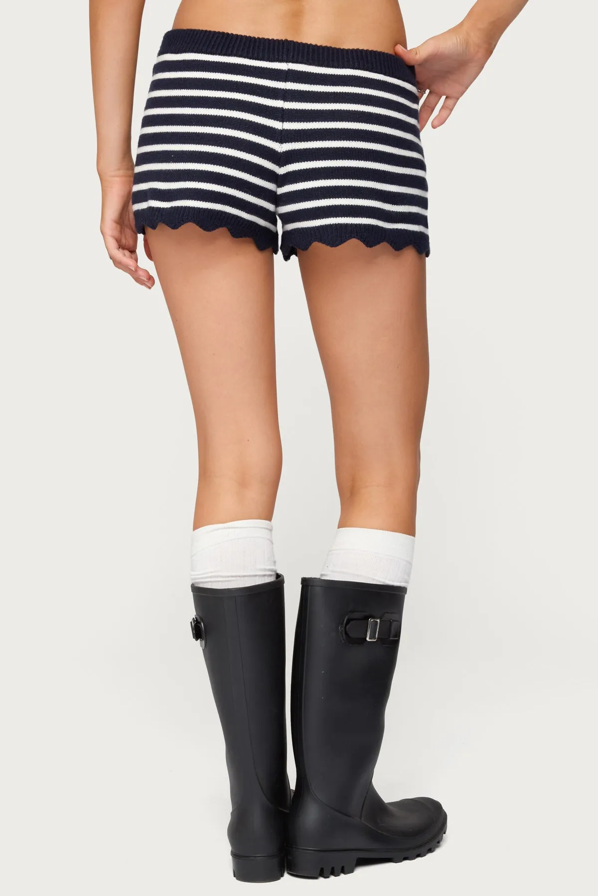 Soren Contrast Striped Knit Shorts sold by Edikted product image thumbnail 4