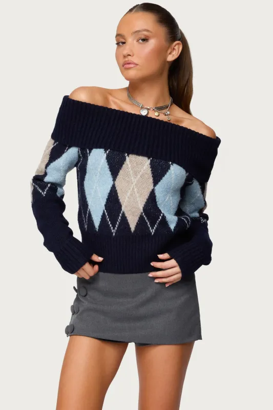Jakarie Argyle Foldover Sweater made by Edikted