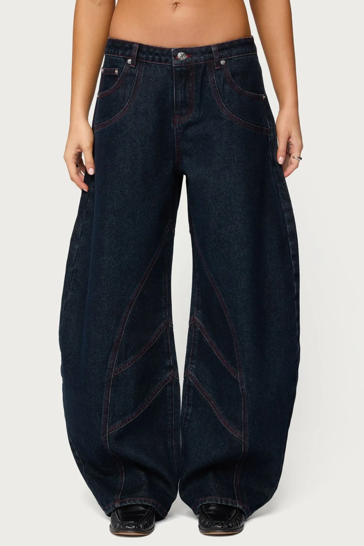 Double Pocket Low Rise Barrel Leg Jeans sold by Edikted product image thumbnail 2