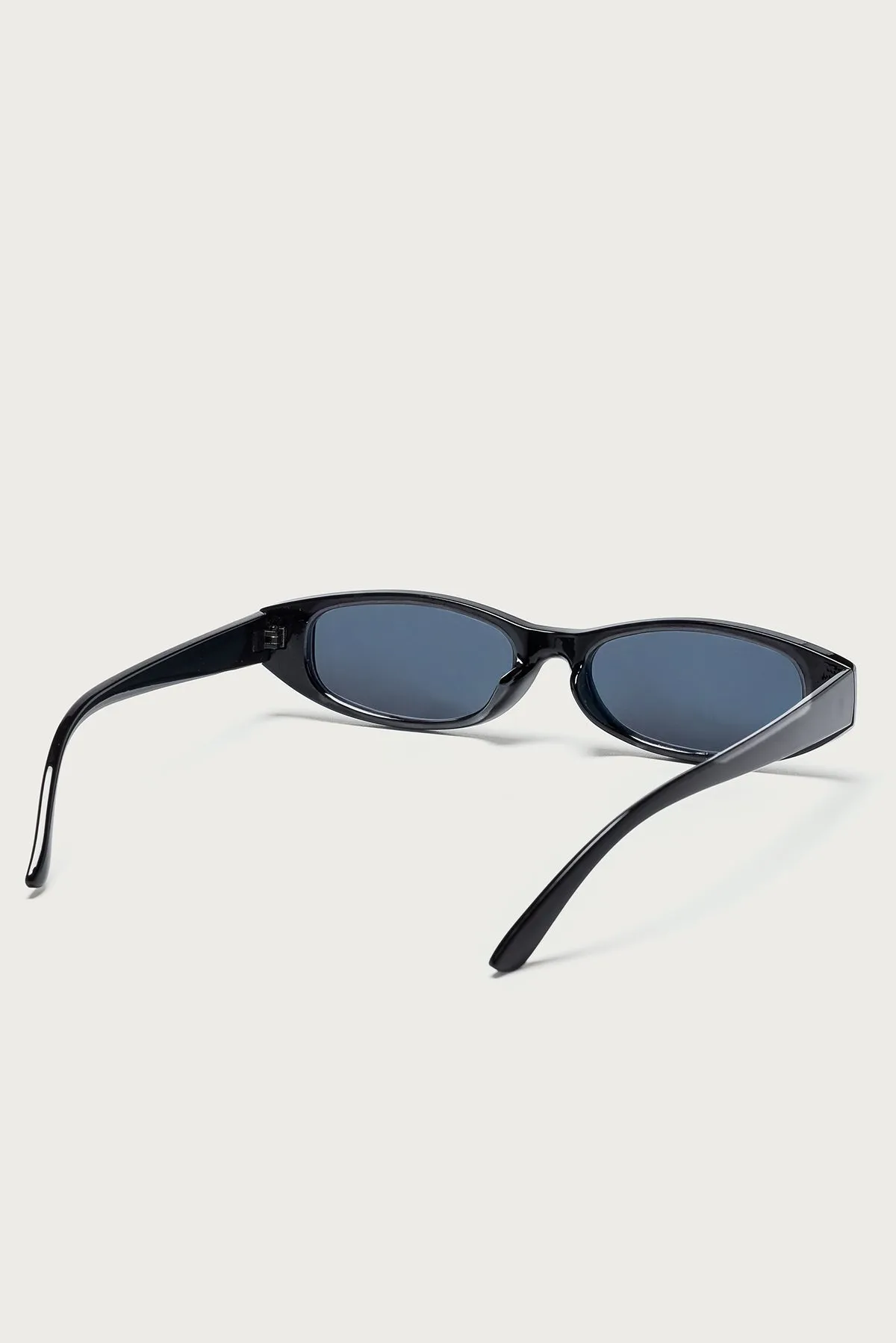 Girl Boss Oval Sunglasses sold by Edikted product image thumbnail 4