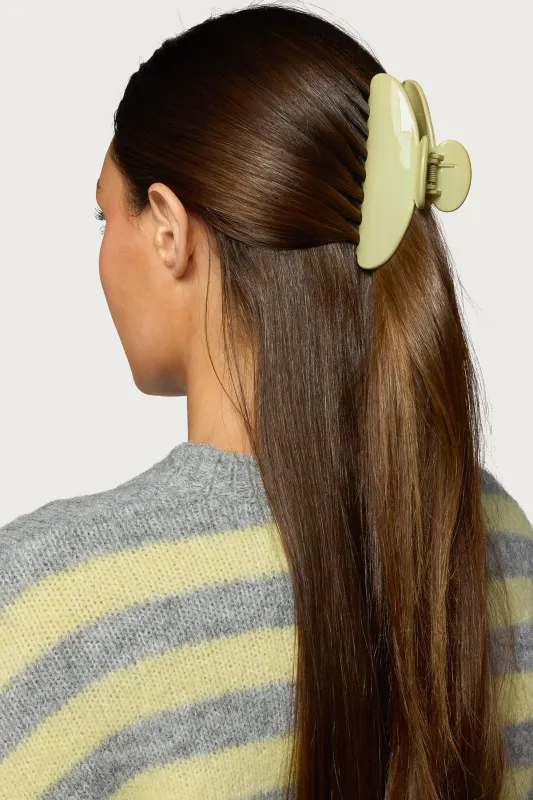 Clean Girl Hair Clip sold by Edikted