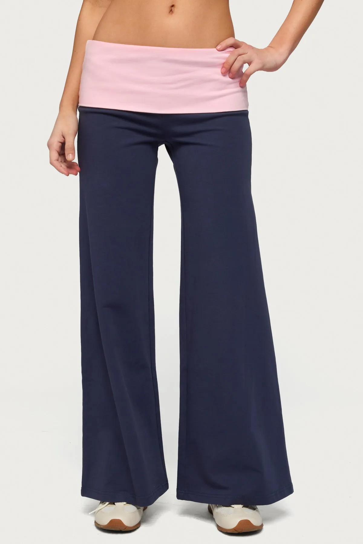 Petite Wide Leg Contrast Foldover Pants sold by Edikted product image thumbnail 2