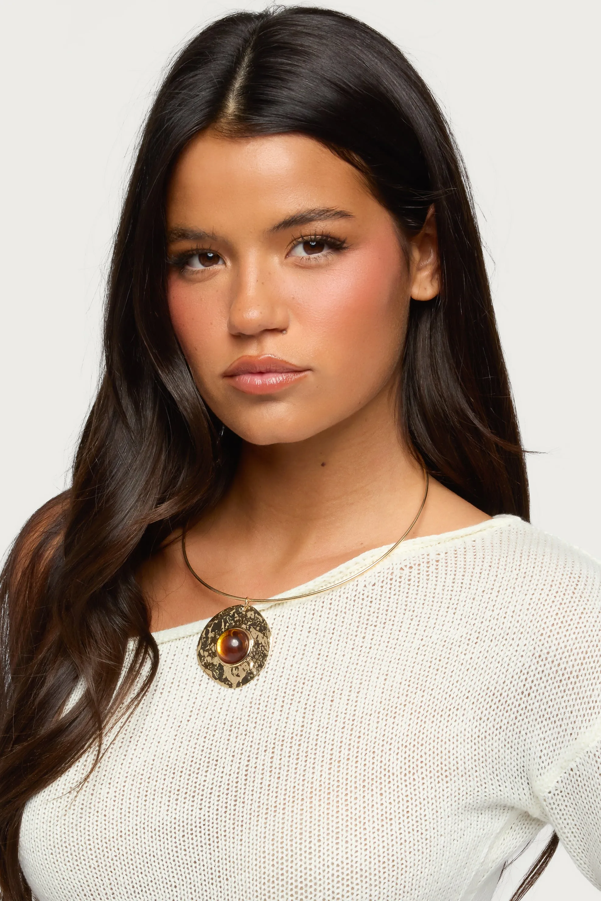 Textured Pendant & Stone Necklace sold by Edikted