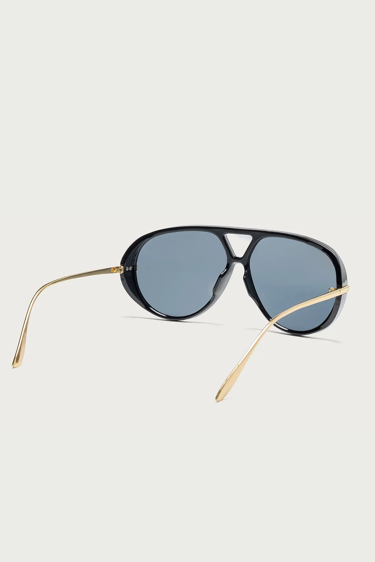 Raye Round Sunglasses sold by Edikted product image thumbnail 4