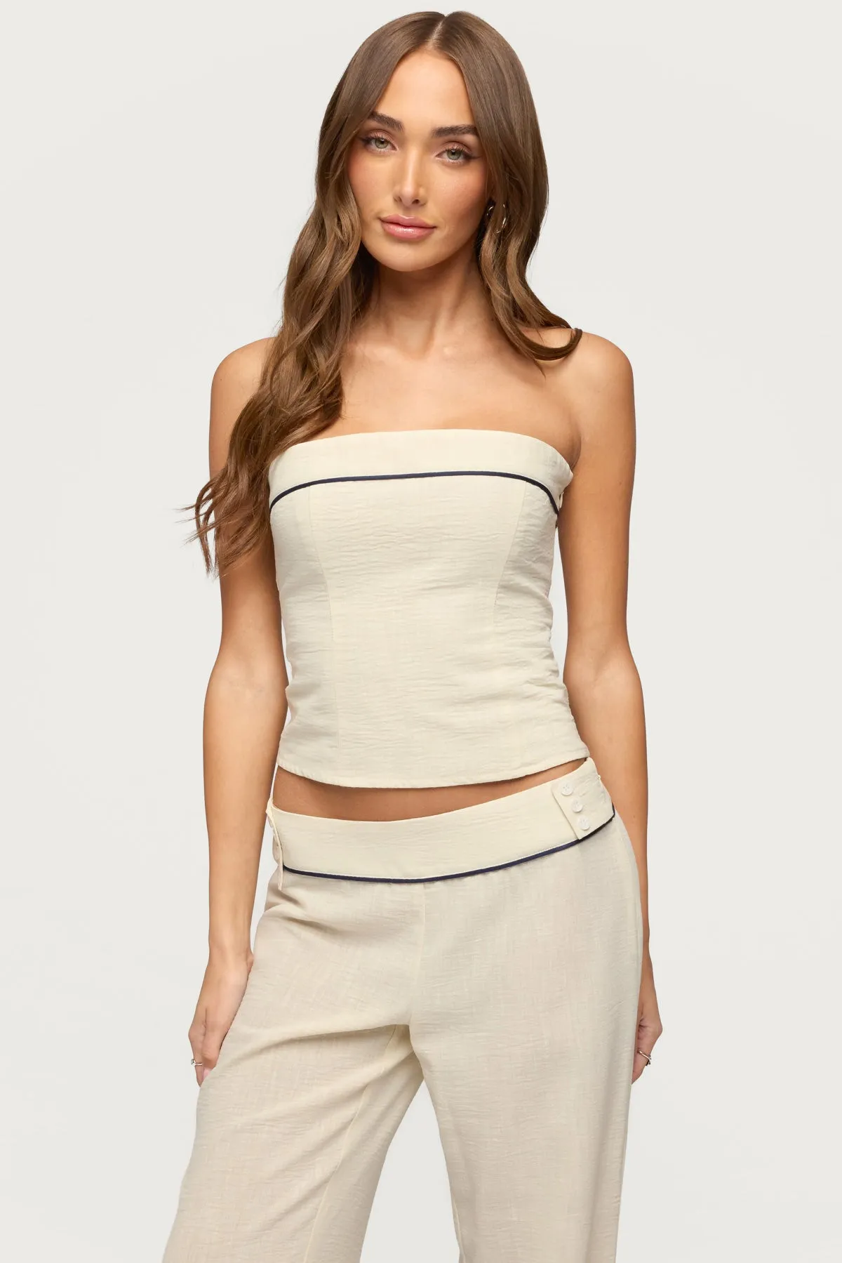 Dorine Contrast Woven Strapless Top sold by Edikted