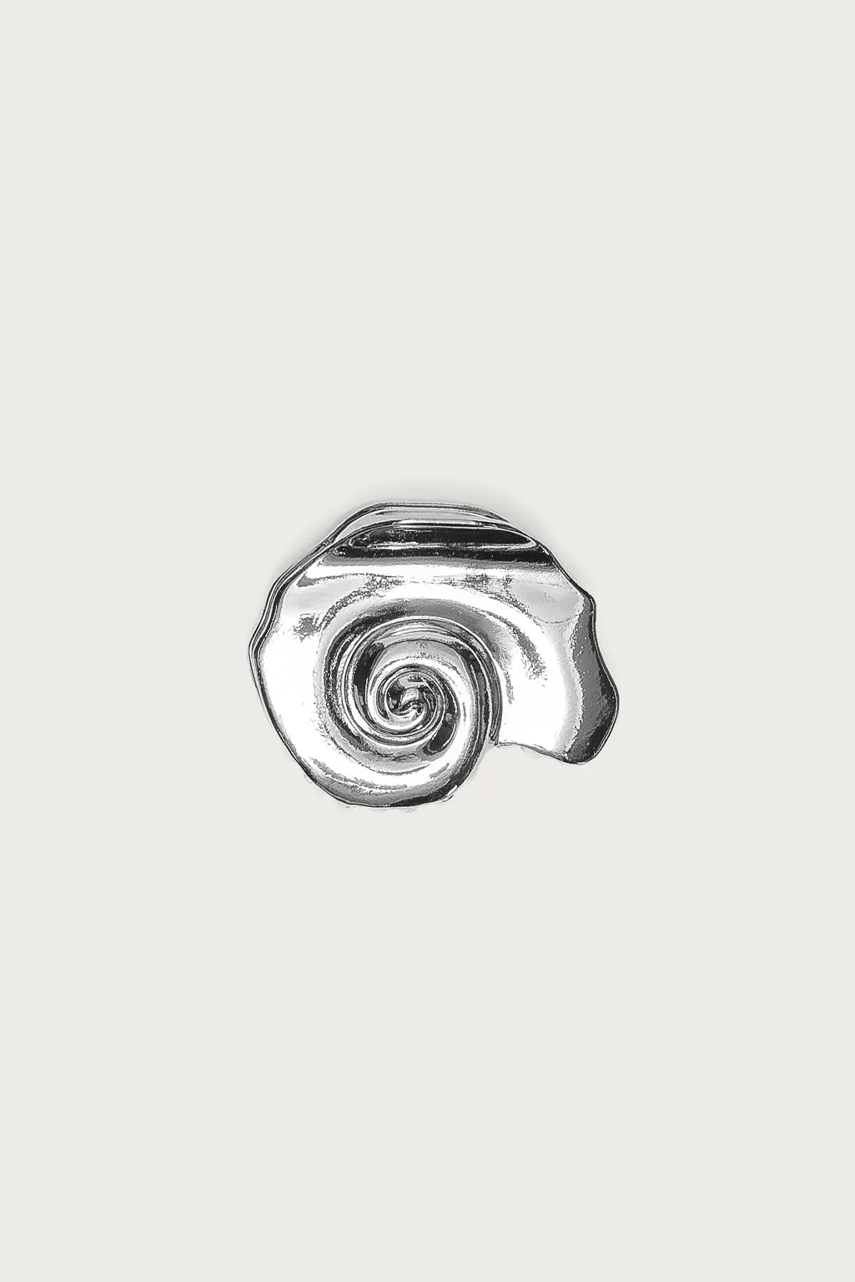 Coastal Claw Clip sold by Edikted product image thumbnail 2