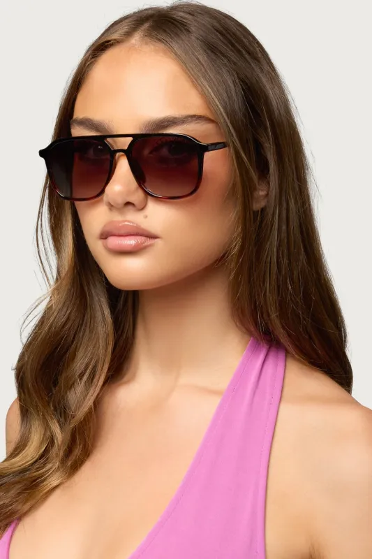 Katirina Square Sunglasses made by Edikted