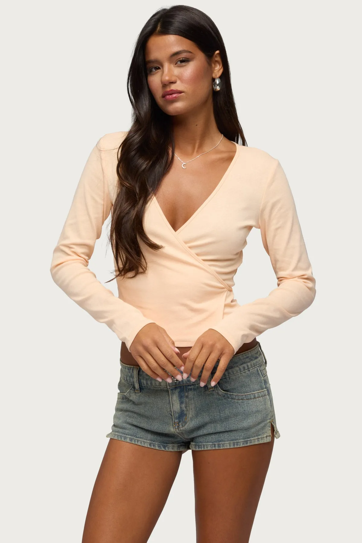Fonteyn Wrap Top sold by Edikted
