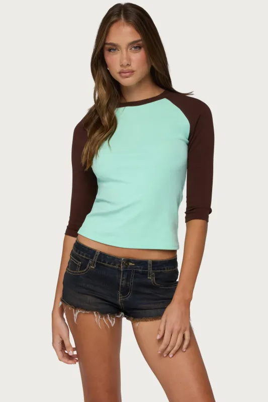 Irva Contrast Raglan Top made by Edikted