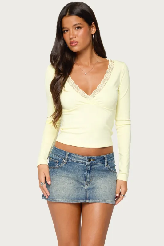 Aima Lacey V Neck Top made by Edikted