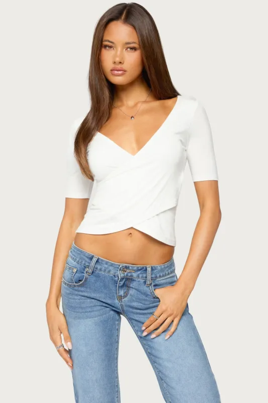 Geeva Crossover Top made by Edikted