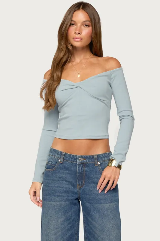 Asli Off Shoulder Fit Twisted Top made by Edikted