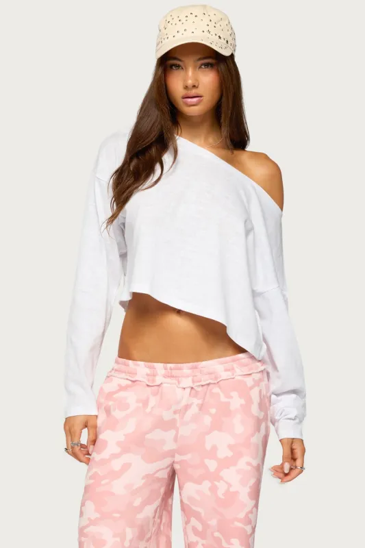 Peala Off Shoulder Long Sleeve Top made by Edikted