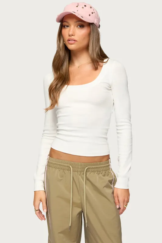 Oloya Long Sleeve Top made by Edikted