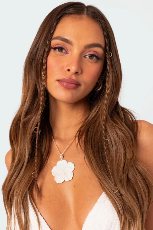 Beachy Flower String Necklace sold by Edikted