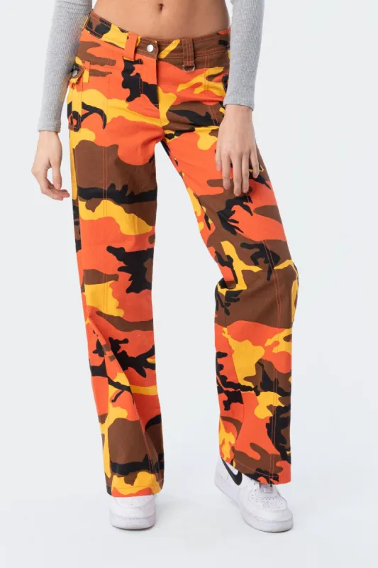Aya Low-Rise Cargo Pants sold by Edikted