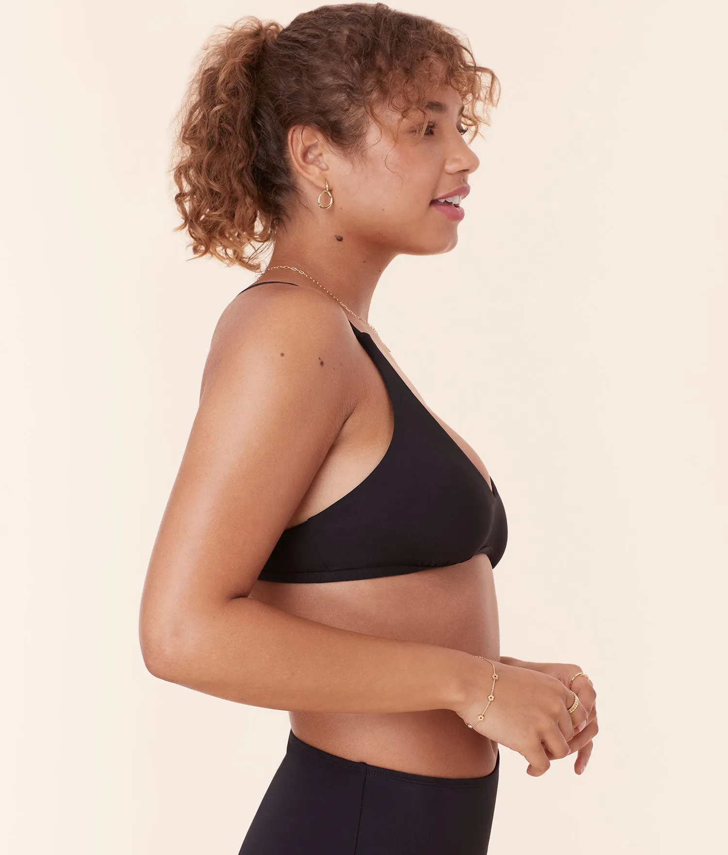 The Valencia Bikini Top - Flat - Black sold by Andie product image thumbnail 4