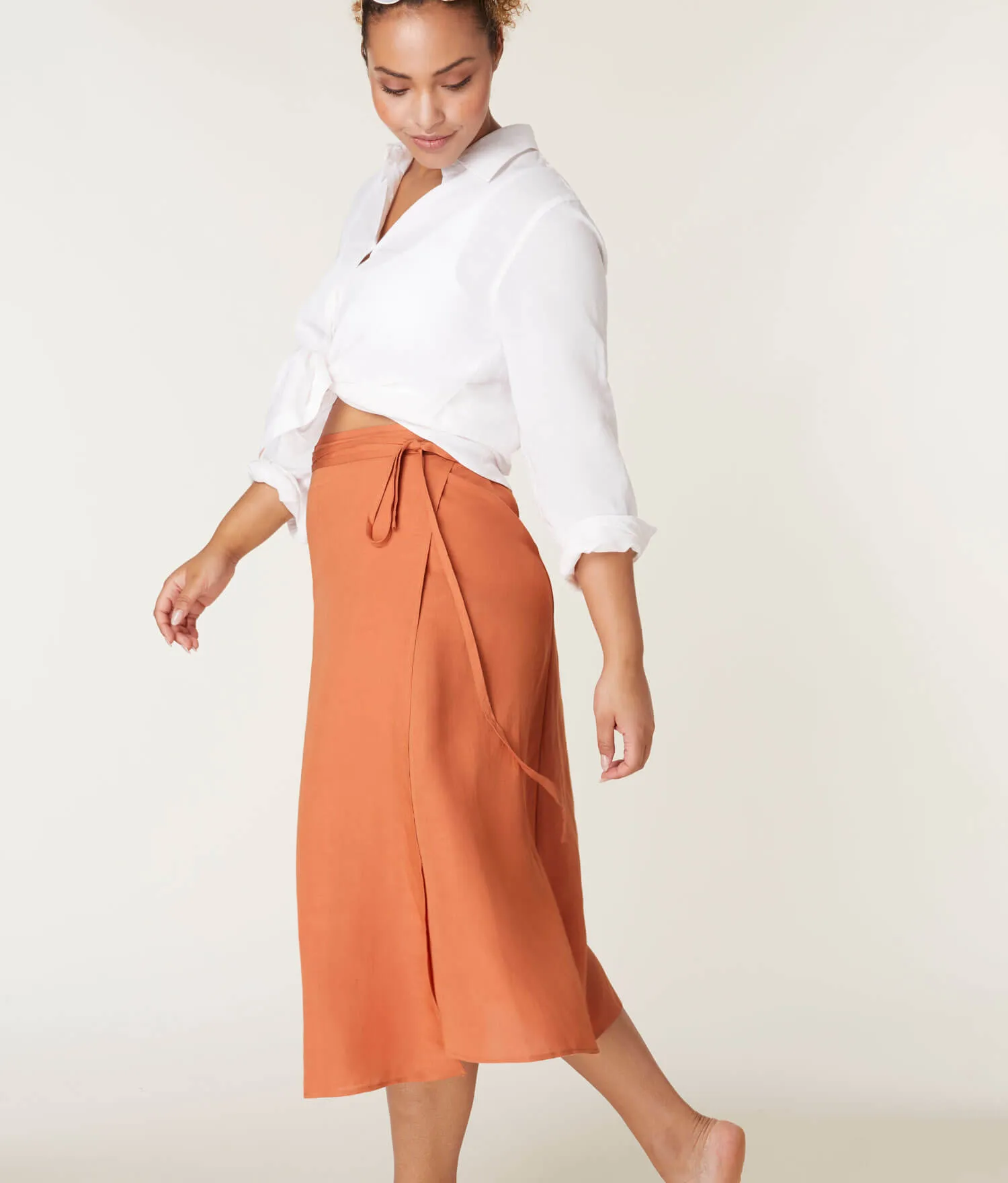 The Tavira Skirt - Linen - Auburn (Archive) sold by Andie product image thumbnail 3