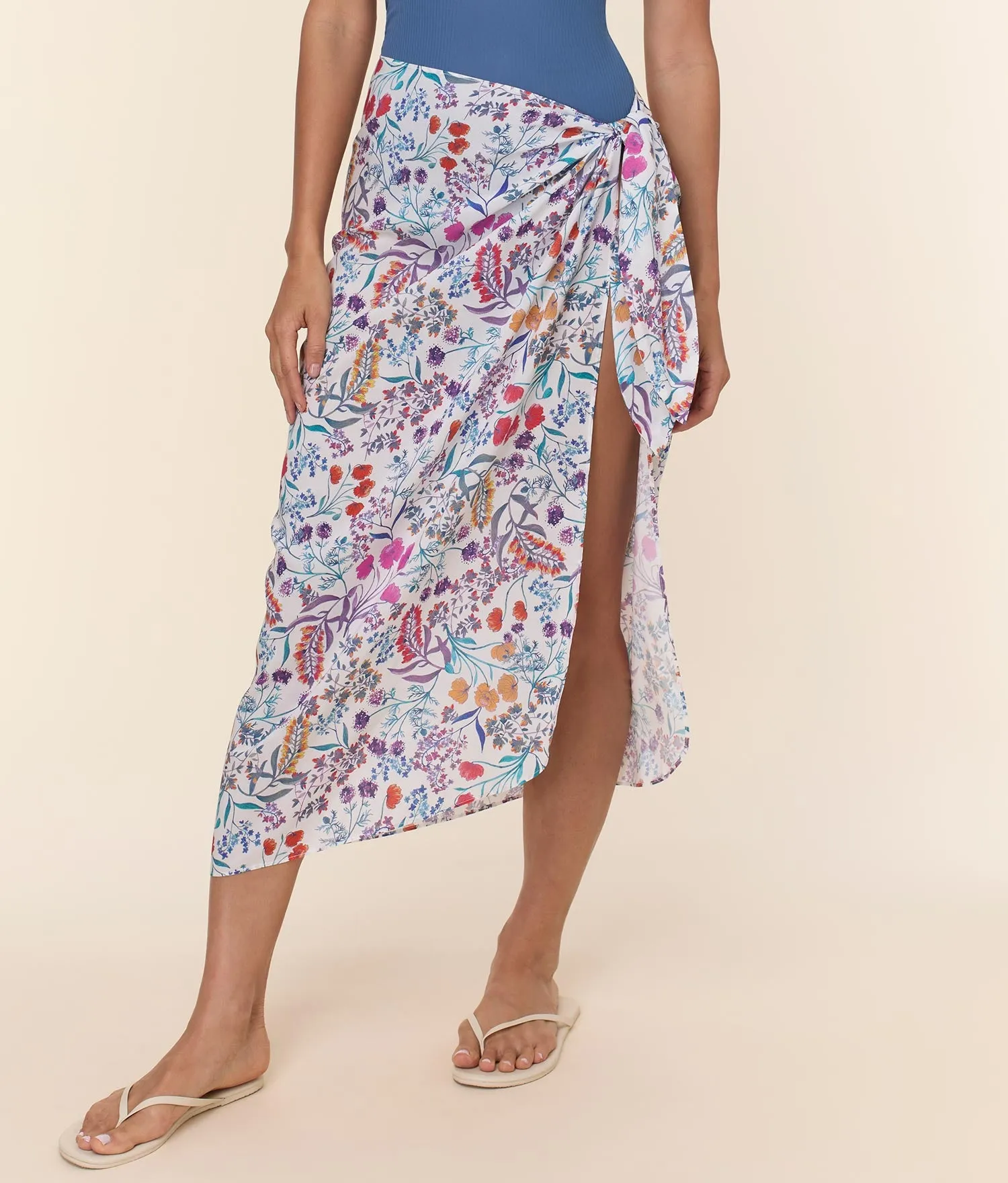 The Long Flores Sarong - Lightweight Rayon - Botanical Floral sold by Andie