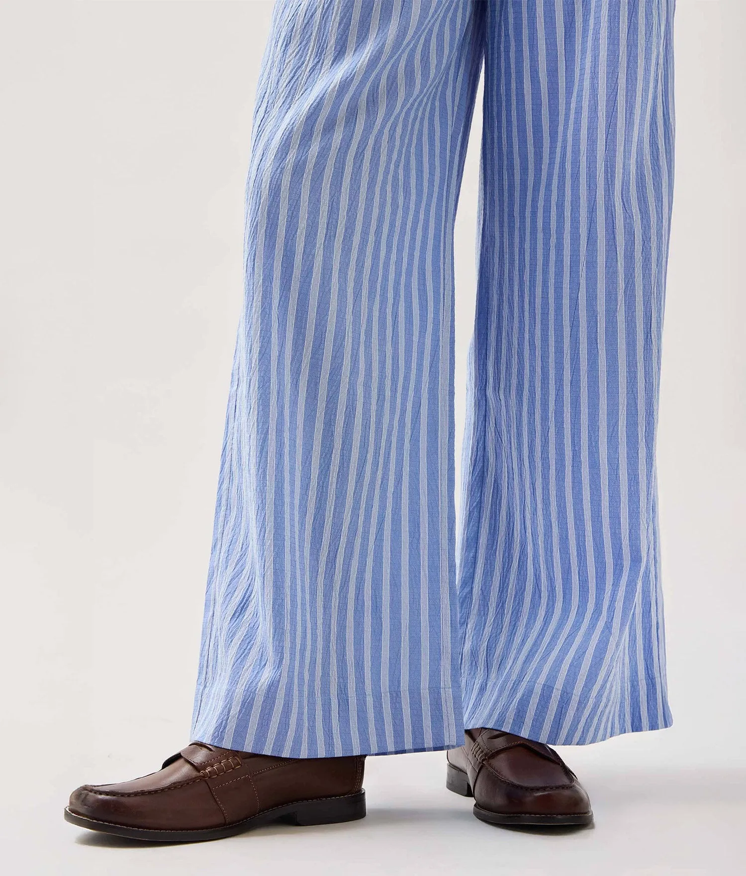 Palermo Drawstring Pant | Richer Poorer sold by Andie product image thumbnail 4