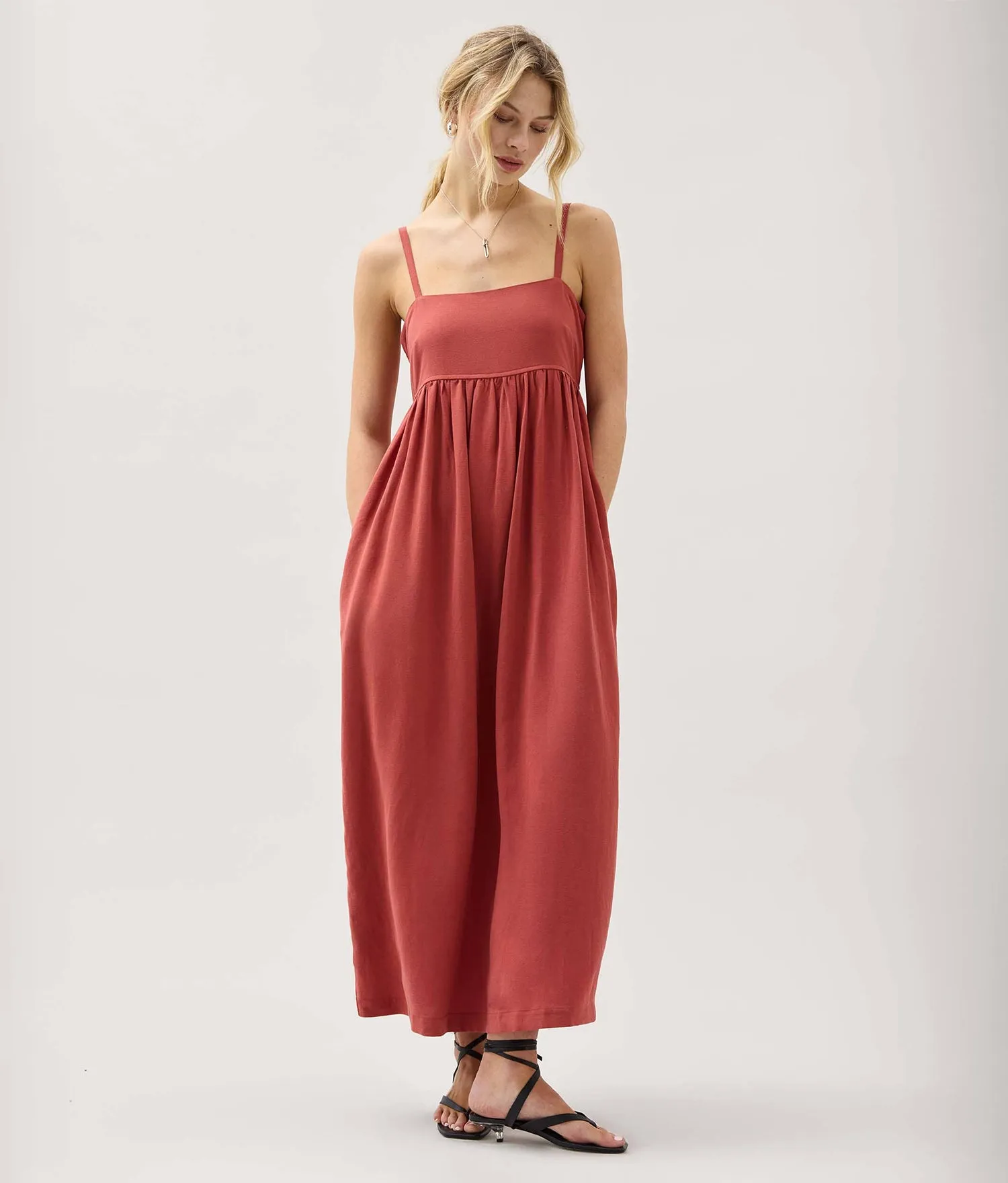 Women's Linen Maxi Dress | Richer Poorer sold by Andie