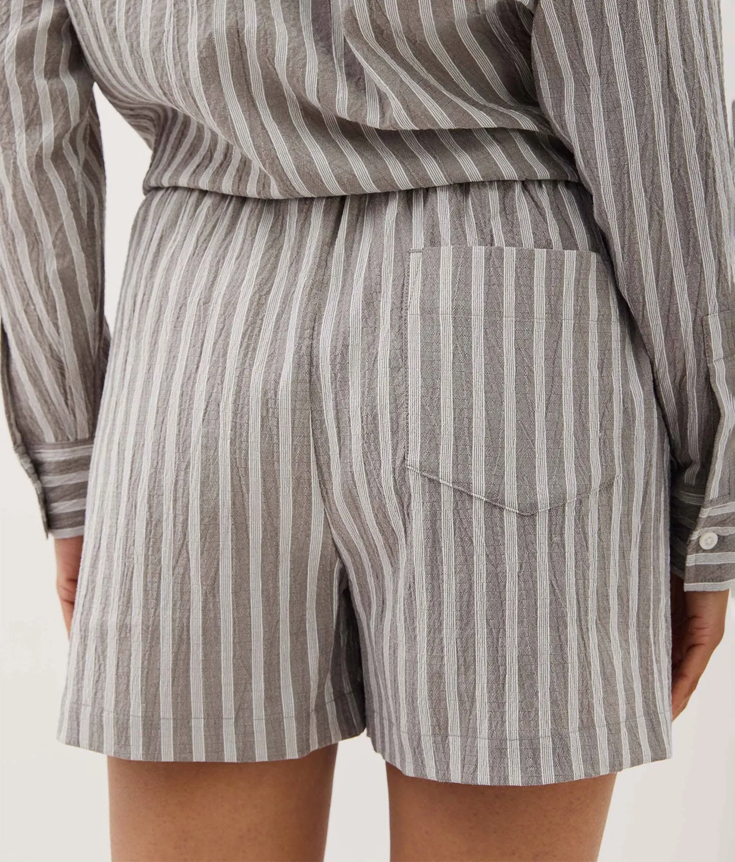 Palermo Short | Richer Poorer sold by Andie product image thumbnail 2