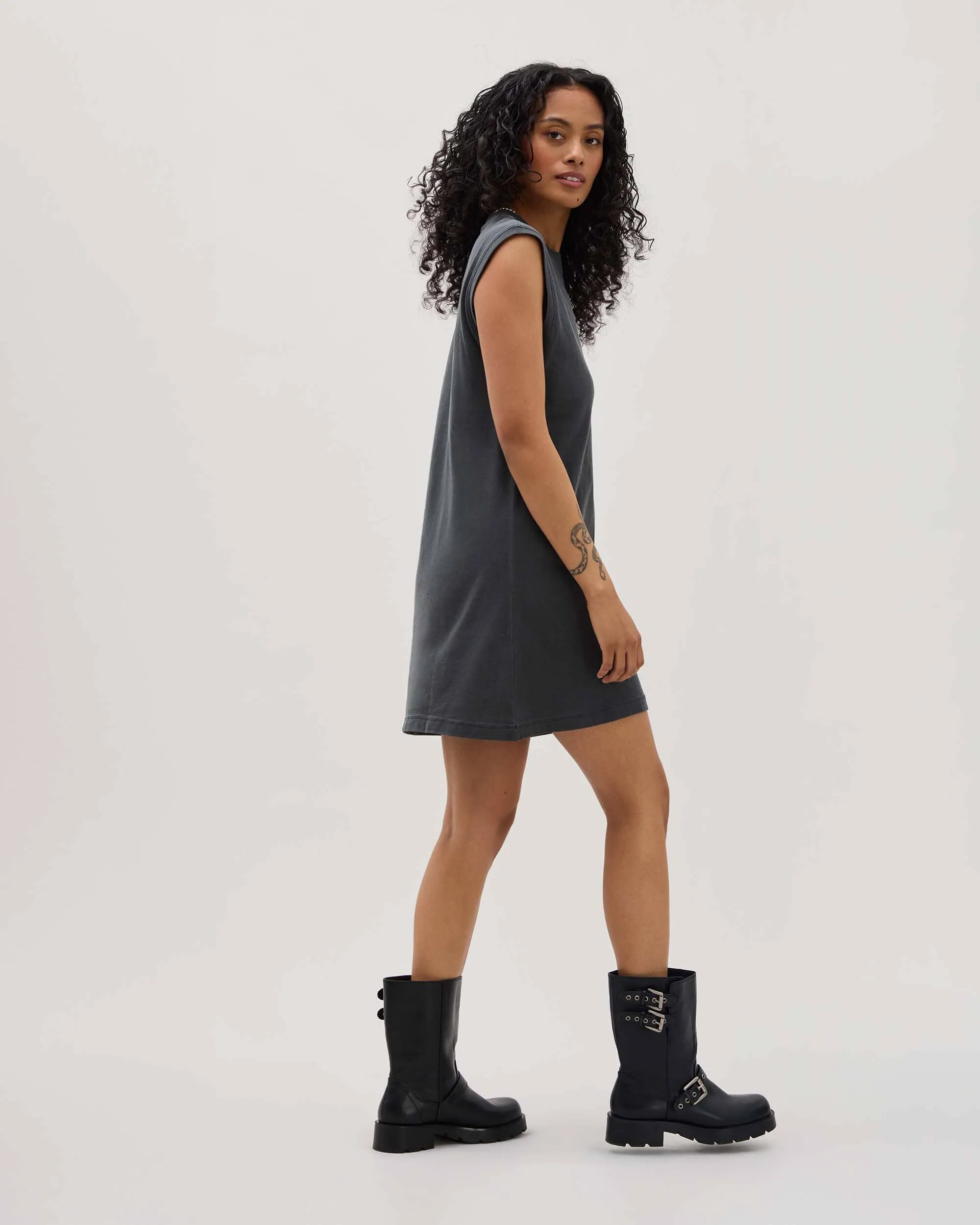 Womens Relaxed Muscle Dress - Pigment Dye Jersey - Stretch Limo sold by Andie product image thumbnail 4