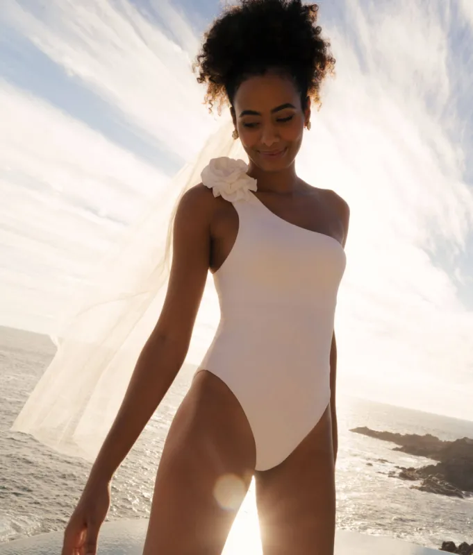 The Camilo One Piece - Luxe Flat - White - Classic made by Andie