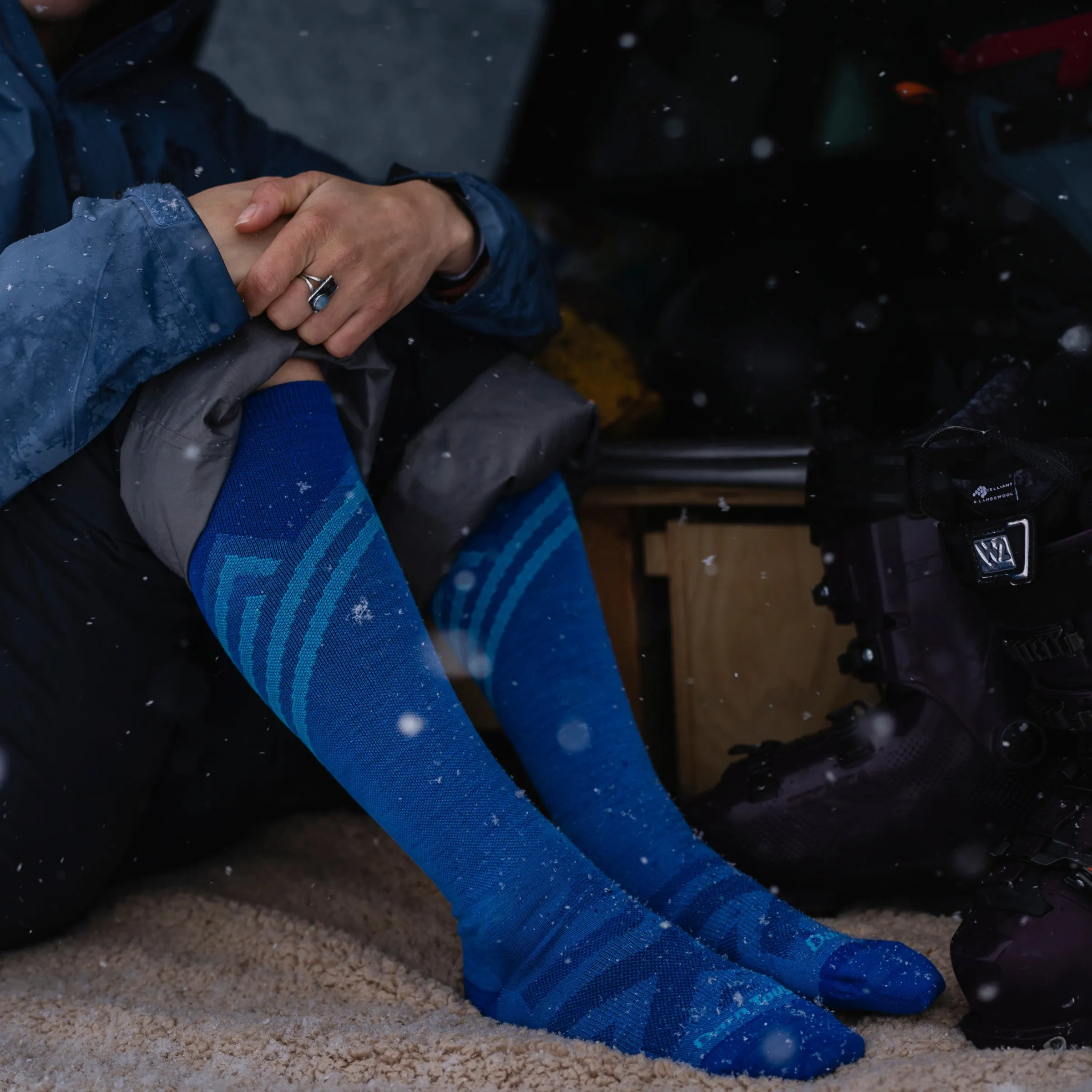 Women's Peaks Over-The-Calf Ultra-Lightweight Ski & Snowboard Sock-Last Chance sold by Darn Tough Vermont product image thumbnail 4