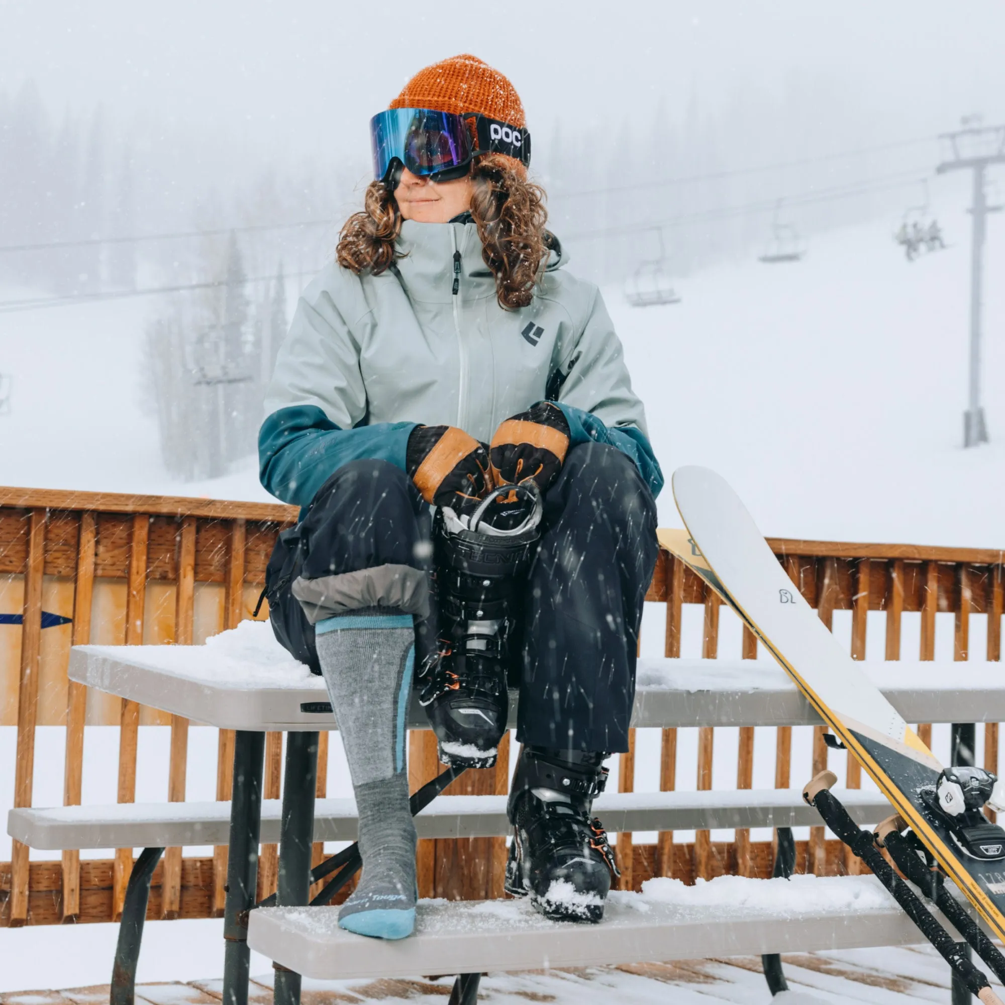 Women's Edge Over-the-Calf Midweight Ski & Snowboard Socks sold by Darn Tough Vermont product image thumbnail 3