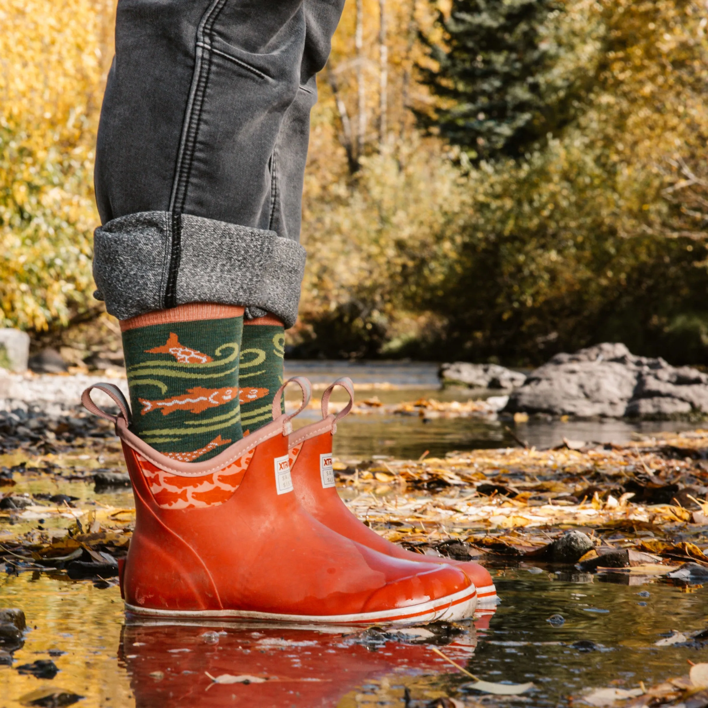 Women's Homer Crew Lightweight Lifestyle Socks- Last Chance sold by Darn Tough Vermont product image thumbnail 4