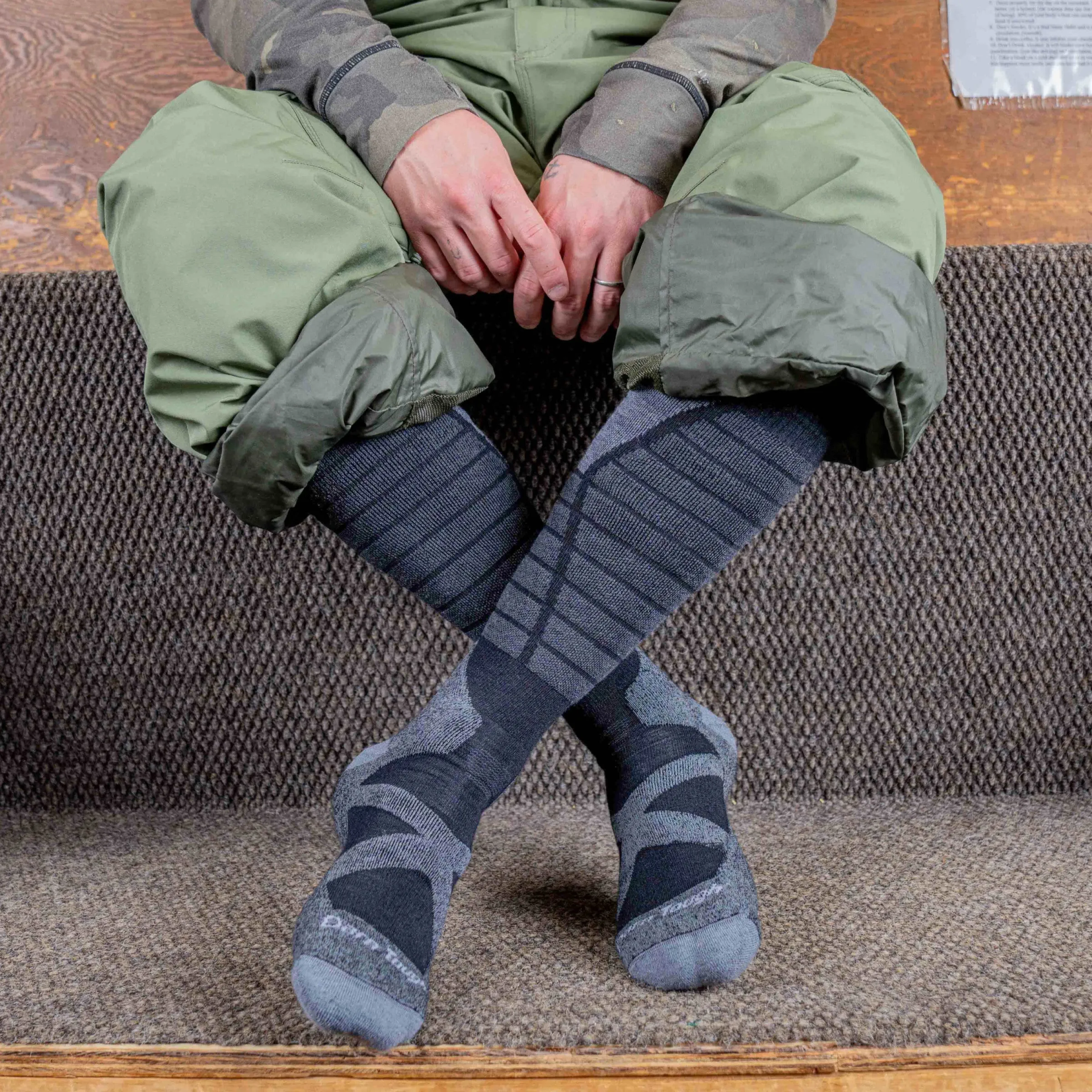Men's Edge Over-the-Calf Midweight Ski & Snowboard Sock sold by Darn Tough Vermont product image thumbnail 3