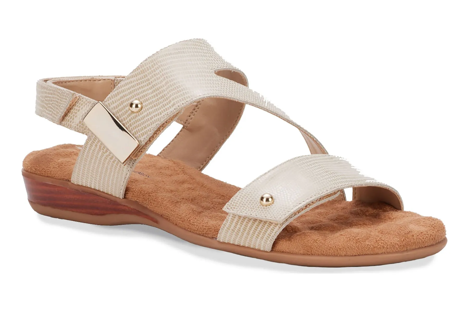 Chloe sold by The Walking Company