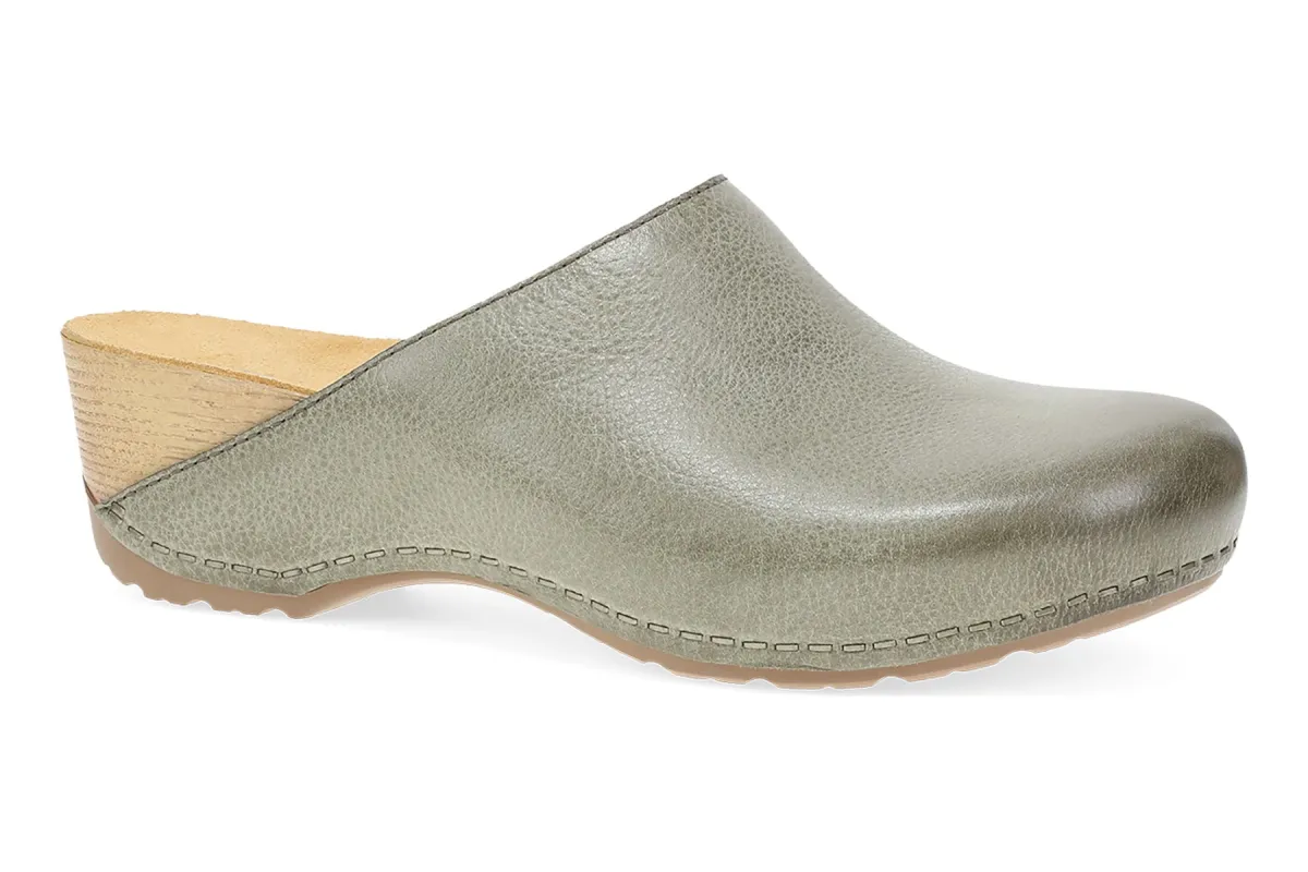 Talulah sold by The Walking Company