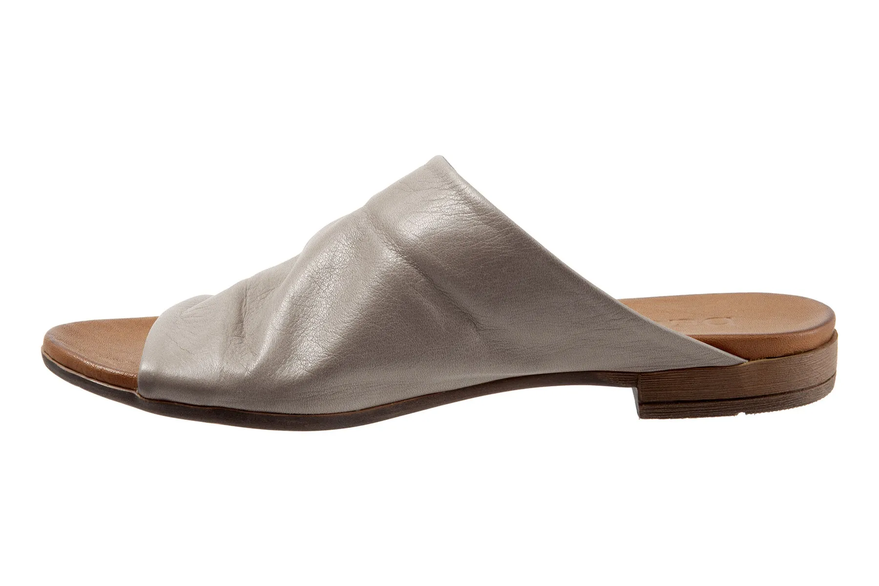 Turner sold by The Walking Company product image thumbnail 5