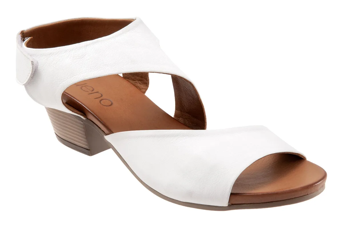 Lizzie sold by The Walking Company