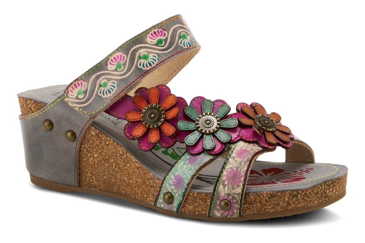 Delight sold by The Walking Company