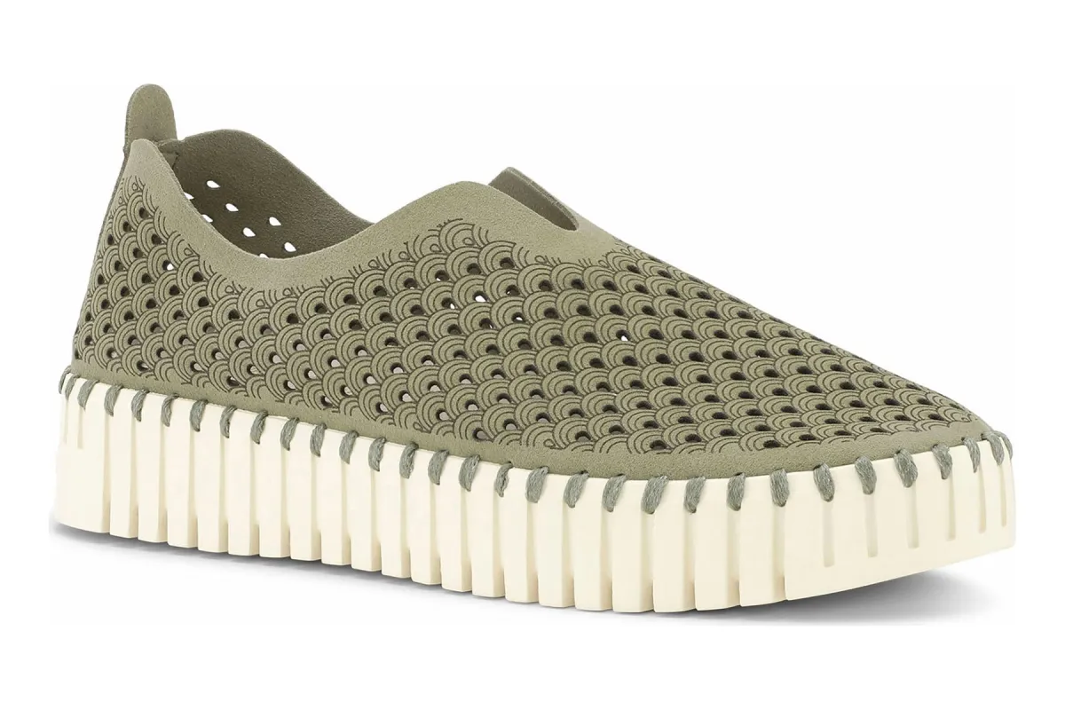 Tulip3373 sold by The Walking Company