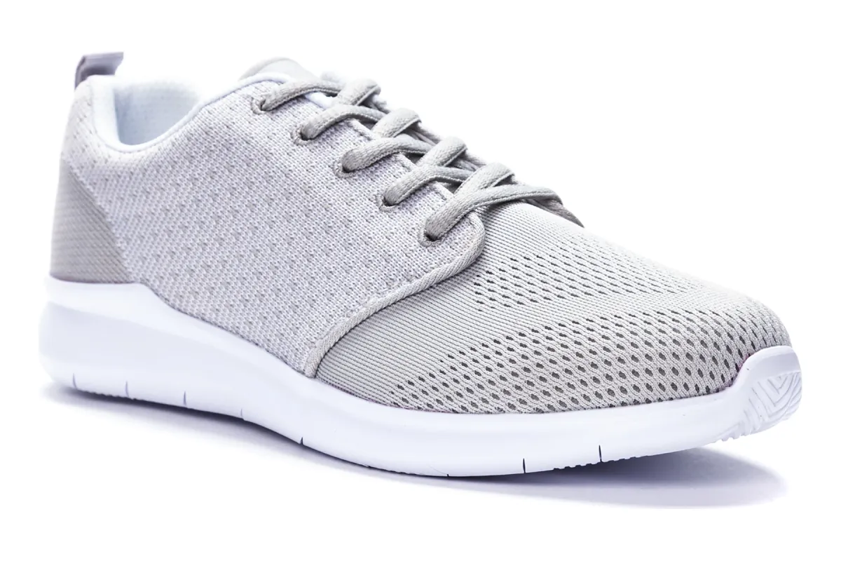 Travelbound Tracer sold by The Walking Company