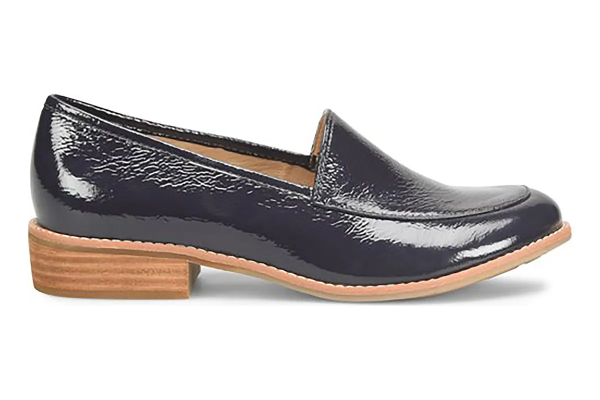 Napoli sold by The Walking Company