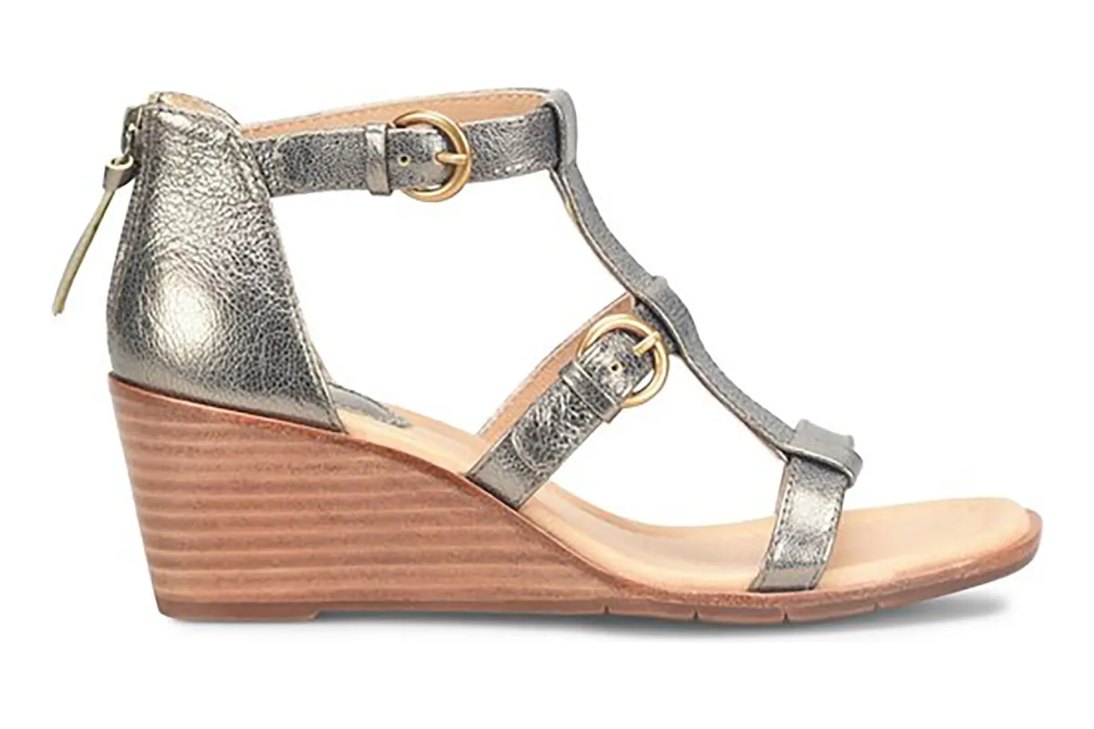 Gaige sold by The Walking Company