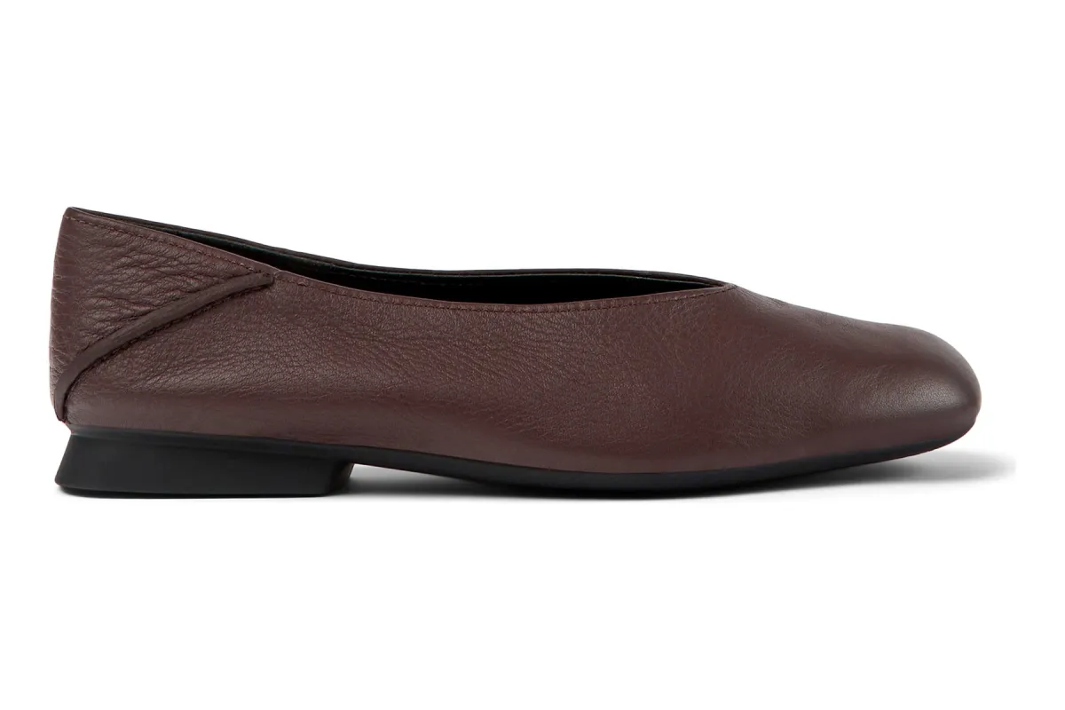 Casi Myra sold by The Walking Company