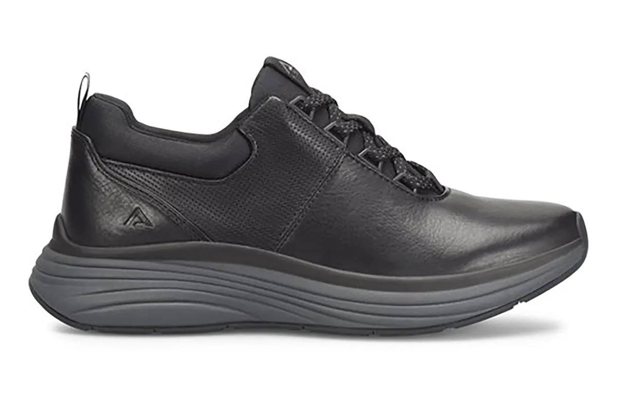 Tahoe sold by The Walking Company