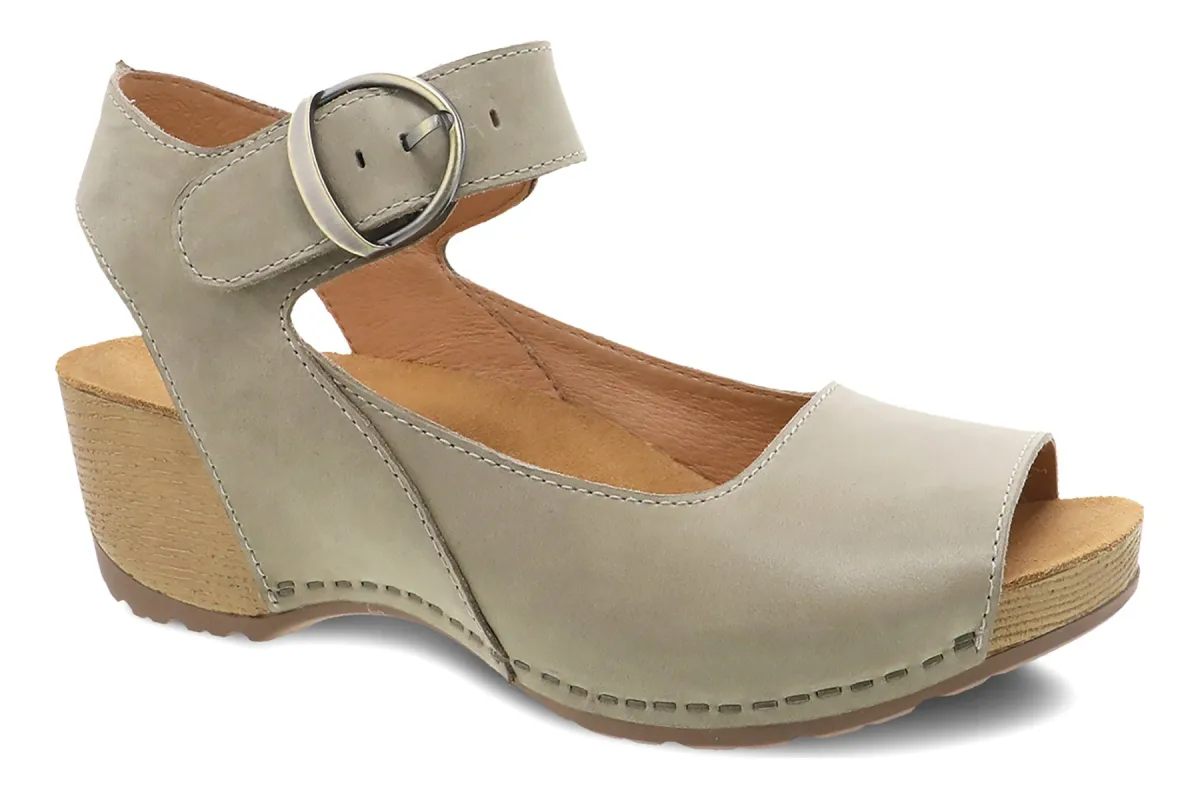 Tiana sold by The Walking Company