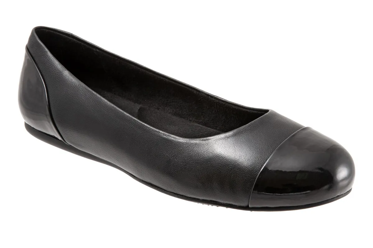 Sonoma Cap Toe sold by The Walking Company