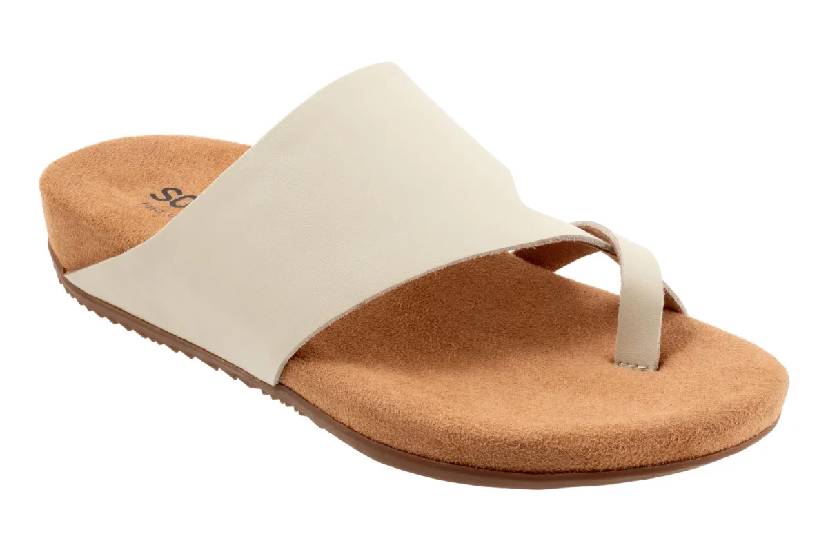 Blaine sold by The Walking Company