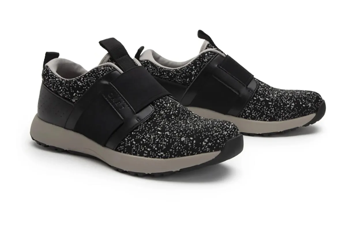 Traq Volition sold by The Walking Company