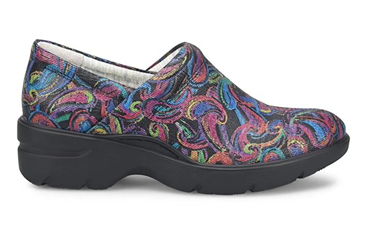 Indya sold by The Walking Company